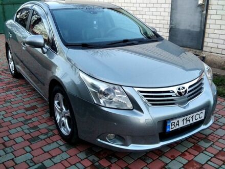 Тойота Авенсис 2011 в Малой Виске на Automoto.ua Серый Тойота Авенсис, объемом двигателя 2 л и пробегом 193 тыс. км за 9600 $, фото 1 на Automoto.ua