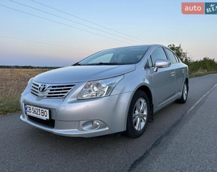 Серый Тойота Авенсис, объемом двигателя 1.79 л и пробегом 173 тыс. км за 10000 $, фото 1 на Automoto.ua