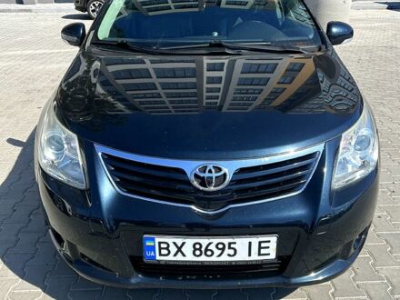 Тойота Авенсис 2011 в Хмельницком на Automoto.ua Серый Тойота Авенсис, объемом двигателя 2 л и пробегом 49 тыс. км за 11200 $, фото 1 на Automoto.ua