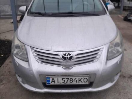 Серый Тойота Авенсис, объемом двигателя 1.8 л и пробегом 240 тыс. км за 4200 $, фото 1 на Automoto.ua