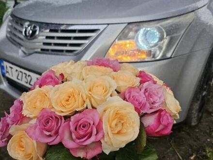 Серый Тойота Авенсис, объемом двигателя 2.2 л и пробегом 340 тыс. км за 7300 $, фото 1 на Automoto.ua