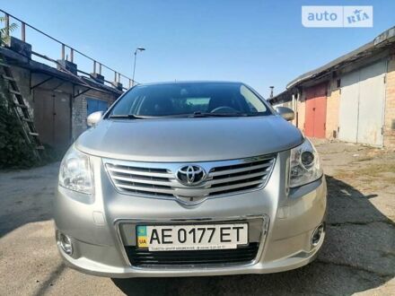 Тойота Авенсис 2011 в Днепре (Днепропетровске) на Automoto.ua Серый Тойота Авенсис, объемом двигателя 2 л и пробегом 140 тыс. км за 10900 $, фото 1 на Automoto.ua