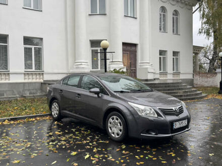 Серый Тойота Авенсис, объемом двигателя 1.6 л и пробегом 200 тыс. км за 7999 $, фото 1 на Automoto.ua