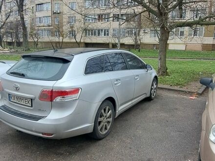 Серый Тойота Авенсис, объемом двигателя 2.2 л и пробегом 290 тыс. км за 4800 $, фото 1 на Automoto.ua