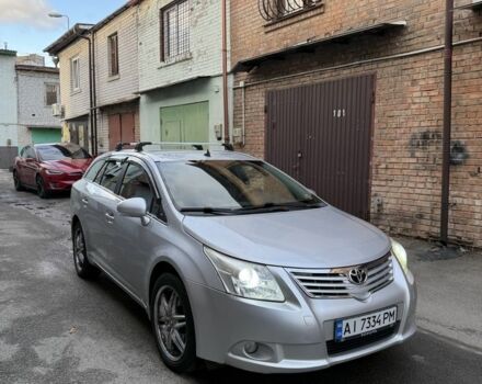 Серый Тойота Авенсис, объемом двигателя 1.8 л и пробегом 230 тыс. км за 8850 $, фото 1 на Automoto.ua