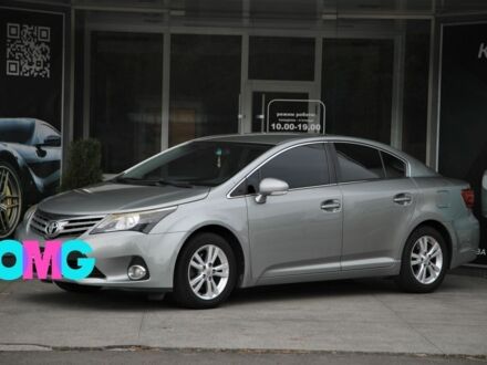 Тойота Авенсис 2012 в Харькове на Automoto.ua Серый Тойота Авенсис, объемом двигателя 1.8 л и пробегом 193 тыс. км за 11500 $, фото 1 на Automoto.ua