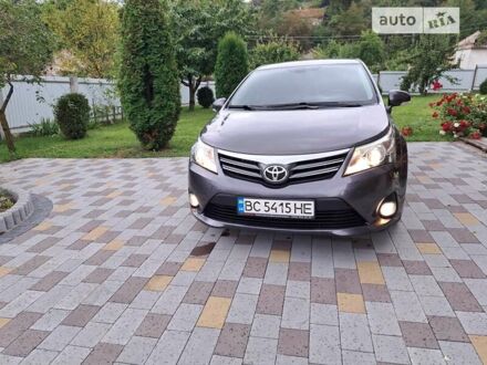 Тойота Авенсіс 2012 у Стрые на Automoto.ua Сірий Тойота Авенсіс, об'ємом двигуна 1.8 л та пробігом 165 тис. км за 11500 $, фото 1 на Automoto.ua