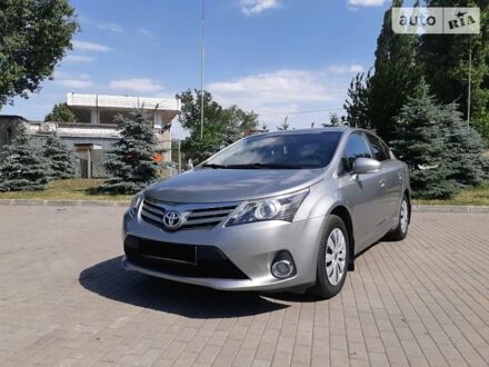 Тойота Авенсіс 2012 у Дніпро (Дніпропетровську) на Automoto.ua Сірий Тойота Авенсіс, об'ємом двигуна 1.8 л та пробігом 130 тис. км за 10800 $, фото 1 на Automoto.ua