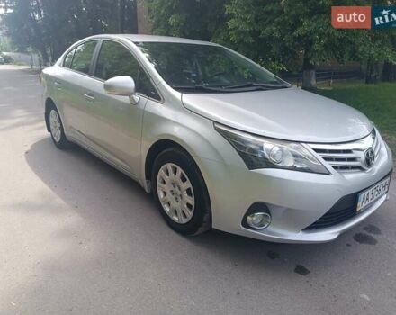 Серый Тойота Авенсис, объемом двигателя 1.8 л и пробегом 208 тыс. км за 9500 $, фото 1 на Automoto.ua