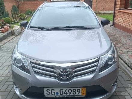 Сірий Тойота Авенсіс, об'ємом двигуна 2 л та пробігом 193 тис. км за 11200 $, фото 1 на Automoto.ua