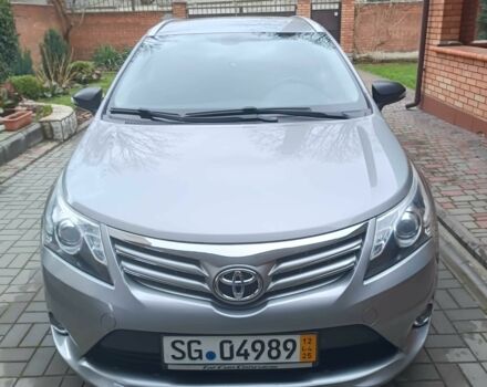 Серый Тойота Авенсис, объемом двигателя 2 л и пробегом 193 тыс. км за 11200 $, фото 1 на Automoto.ua