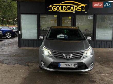 Серый Тойота Авенсис, объемом двигателя 1.8 л и пробегом 250 тыс. км за 11000 $, фото 1 на Automoto.ua