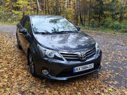 Серый Тойота Авенсис, объемом двигателя 1.8 л и пробегом 179 тыс. км за 12300 $, фото 1 на Automoto.ua