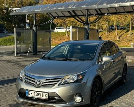 Серый Тойота Авенсис, объемом двигателя 1.8 л и пробегом 200 тыс. км за 10300 $, фото 1 на Automoto.ua