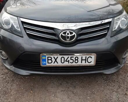 Серый Тойота Авенсис, объемом двигателя 2.2 л и пробегом 295 тыс. км за 10500 $, фото 1 на Automoto.ua