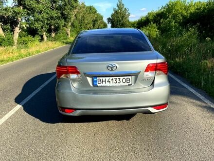 Серый Тойота Авенсис, объемом двигателя 1.8 л и пробегом 186 тыс. км за 9900 $, фото 1 на Automoto.ua