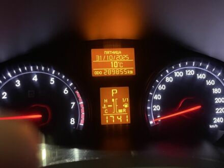 Сірий Тойота Авенсіс, об'ємом двигуна 2 л та пробігом 290 тис. км за 11000 $, фото 1 на Automoto.ua