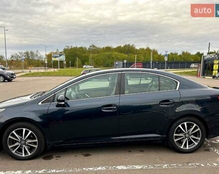 Серый Тойота Авенсис, объемом двигателя 2 л и пробегом 202 тыс. км за 10000 $, фото 1 на Automoto.ua