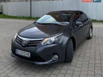 Сірий Тойота Авенсіс, об'ємом двигуна 1.8 л та пробігом 175 тис. км за 9250 $, фото 1 на Automoto.ua
