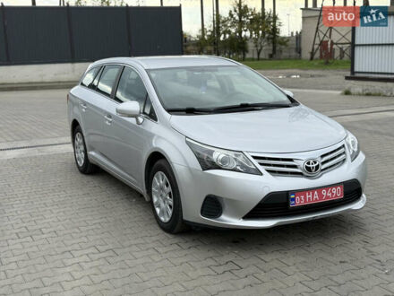 Тойота Авенсис 2012 в Луцке на Automoto.ua Серый Тойота Авенсис, объемом двигателя 2 л и пробегом 243 тыс. км за 8450 $, фото 1 на Automoto.ua