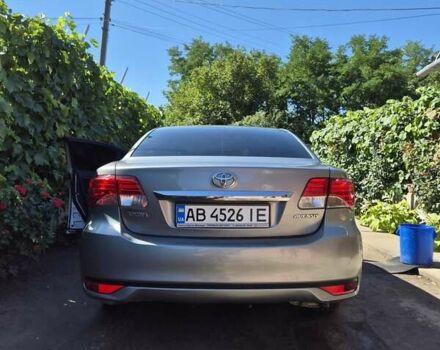 Серый Тойота Авенсис, объемом двигателя 1.8 л и пробегом 128 тыс. км за 10500 $, фото 1 на Automoto.ua