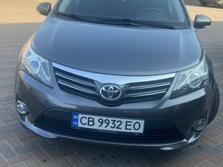 Серый Тойота Авенсис, объемом двигателя 2.2 л и пробегом 227 тыс. км за 12100 $, фото 1 на Automoto.ua