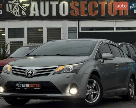 Серый Тойота Авенсис, объемом двигателя 1.8 л и пробегом 202 тыс. км за 12800 $, фото 1 на Automoto.ua