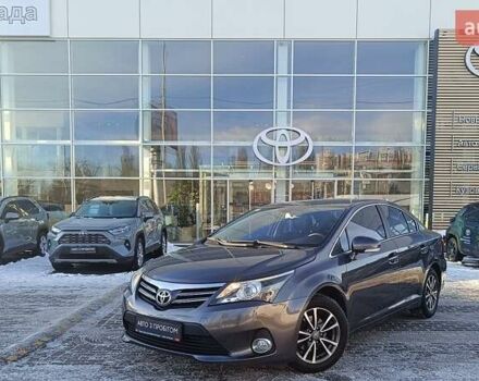 Сірий Тойота Авенсіс, об'ємом двигуна 1.8 л та пробігом 81 тис. км за 10930 $, фото 1 на Automoto.ua