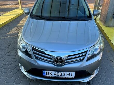 Тойота Авенсис 2013 в Ровно на Automoto.ua Серый Тойота Авенсис, объемом двигателя 2.2 л и пробегом 243 тыс. км за 11300 $, фото 1 на Automoto.ua