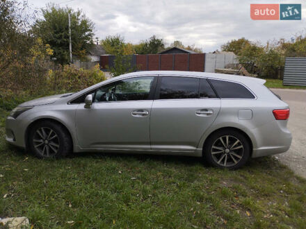 Тойота Авенсис 2013 в Киеве на Automoto.ua Серый Тойота Авенсис, объемом двигателя 1.99 л и пробегом 258 тыс. км за 12700 $, фото 1 на Automoto.ua