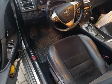 Сірий Тойота Авенсіс, об'ємом двигуна 2.23 л та пробігом 256 тис. км за 10800 $, фото 1 на Automoto.ua