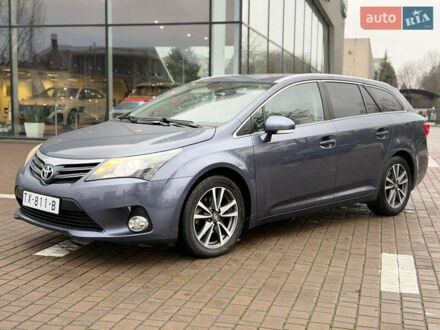 Сірий Тойота Авенсіс, об'ємом двигуна 2 л та пробігом 275 тис. км за 11700 $, фото 1 на Automoto.ua