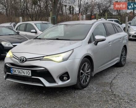 Сірий Тойота Авенсіс, об'ємом двигуна 2 л та пробігом 241 тис. км за 13750 $, фото 1 на Automoto.ua