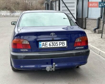 Синий Тойота Авенсис, объемом двигателя 2 л и пробегом 505 тыс. км за 2999 $, фото 3 на Automoto.ua