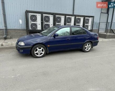 Синий Тойота Авенсис, объемом двигателя 2 л и пробегом 505 тыс. км за 2999 $, фото 1 на Automoto.ua