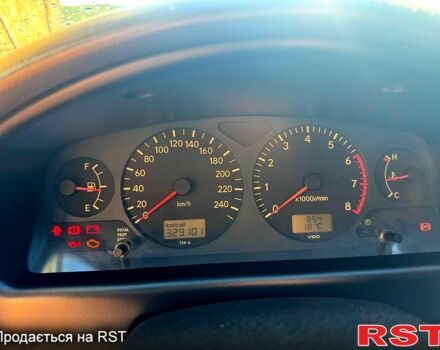 Синий Тойота Авенсис, объемом двигателя 1.8 л и пробегом 329 тыс. км за 3900 $, фото 5 на Automoto.ua