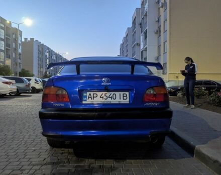 Синий Тойота Авенсис, объемом двигателя 1.6 л и пробегом 351 тыс. км за 3400 $, фото 5 на Automoto.ua