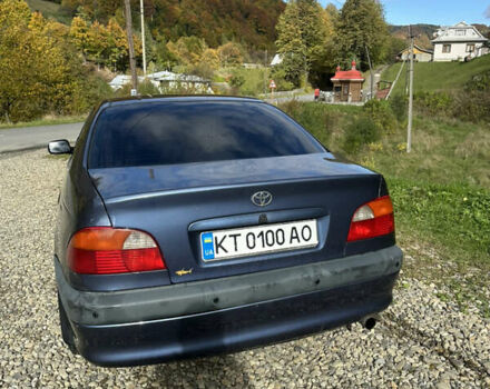 Синий Тойота Авенсис, объемом двигателя 1.59 л и пробегом 507 тыс. км за 3000 $, фото 3 на Automoto.ua