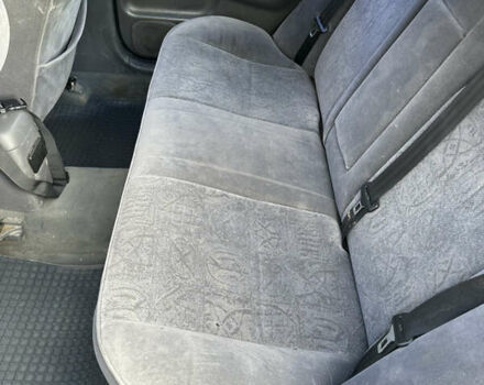 Синий Тойота Авенсис, объемом двигателя 1.59 л и пробегом 507 тыс. км за 3000 $, фото 9 на Automoto.ua