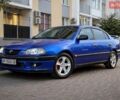Синий Тойота Авенсис, объемом двигателя 1.6 л и пробегом 355 тыс. км за 2650 $, фото 1 на Automoto.ua