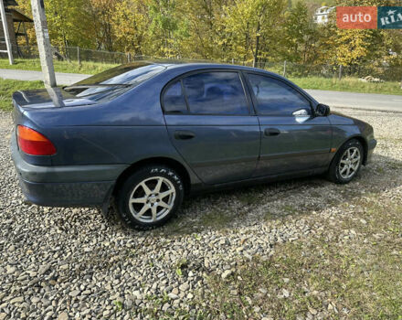 Синий Тойота Авенсис, объемом двигателя 1.59 л и пробегом 507 тыс. км за 3000 $, фото 4 на Automoto.ua