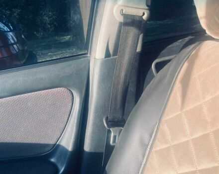 Синий Тойота Авенсис, объемом двигателя 2 л и пробегом 285 тыс. км за 2800 $, фото 5 на Automoto.ua