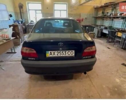 Синий Тойота Авенсис, объемом двигателя 1.8 л и пробегом 200 тыс. км за 2500 $, фото 1 на Automoto.ua