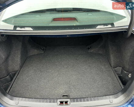 Синій Тойота Авенсіс, об'ємом двигуна 1.8 л та пробігом 250 тис. км за 4200 $, фото 22 на Automoto.ua
