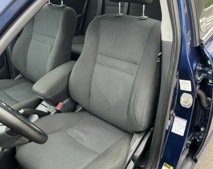 Синий Тойота Авенсис, объемом двигателя 1.8 л и пробегом 250 тыс. км за 4200 $, фото 13 на Automoto.ua