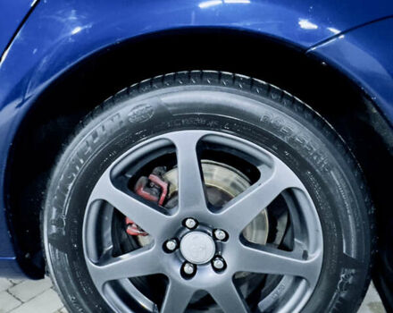 Синий Тойота Авенсис, объемом двигателя 2 л и пробегом 308 тыс. км за 7299 $, фото 13 на Automoto.ua