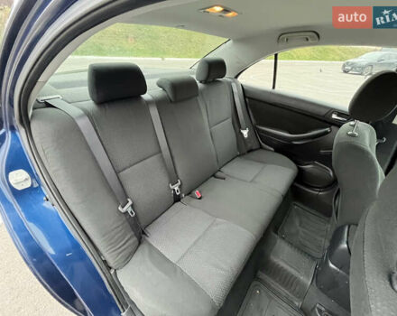 Синій Тойота Авенсіс, об'ємом двигуна 1.8 л та пробігом 250 тис. км за 4200 $, фото 17 на Automoto.ua