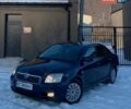 Синий Тойота Авенсис, объемом двигателя 2 л и пробегом 230 тыс. км за 5500 $, фото 1 на Automoto.ua