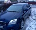Синий Тойота Авенсис, объемом двигателя 1.8 л и пробегом 242 тыс. км за 5200 $, фото 1 на Automoto.ua