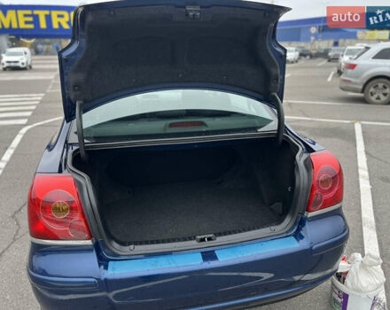 Синій Тойота Авенсіс, об'ємом двигуна 1.8 л та пробігом 250 тис. км за 4200 $, фото 21 на Automoto.ua